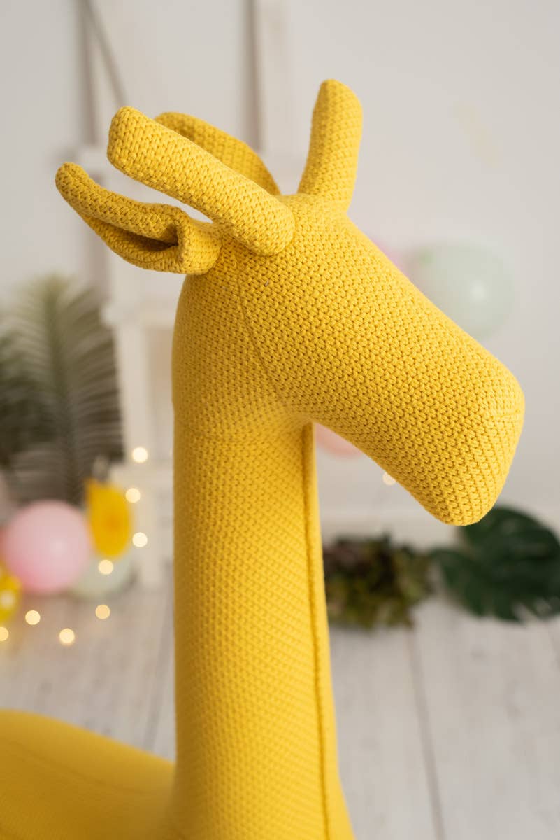 Crochetts - PLUSH GIRAFFE MAXI SEAT - Image 2
